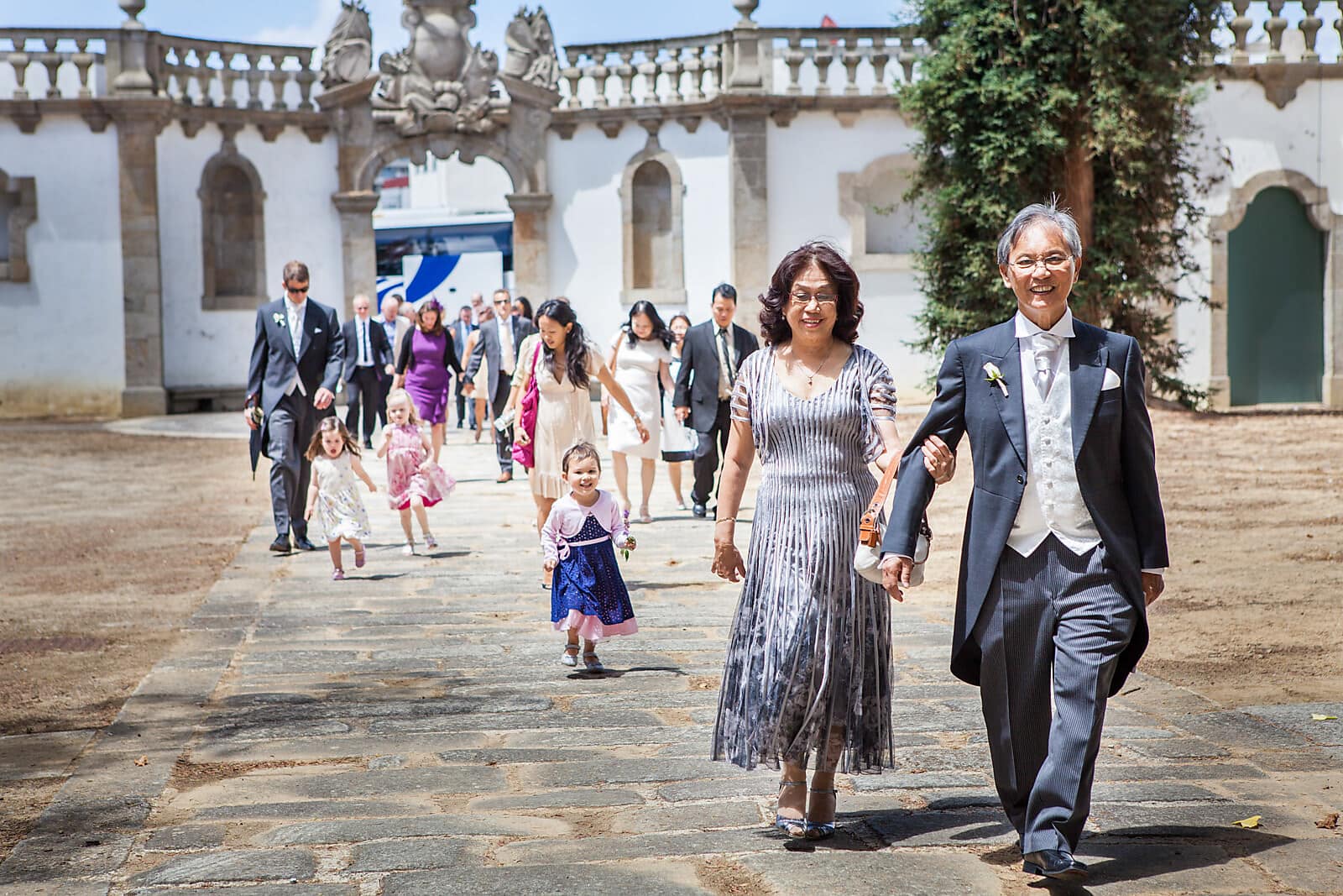 Wedding guests arriving at a Porto Palácio do Freixo Destination Wedding