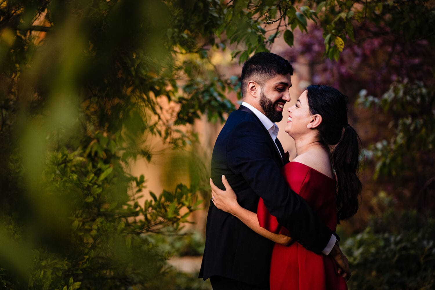 Golden Light Engagement at London's Hill Garden and Pergola | Maria Assia Photography